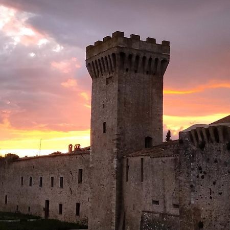 Torre Della Botonta Bed & Breakfast Castel Ritaldi Exterior photo