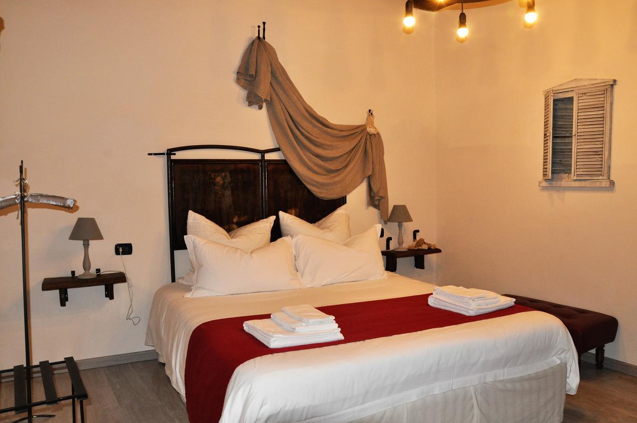 Torre Della Botonta Bed & Breakfast Castel Ritaldi Exterior photo